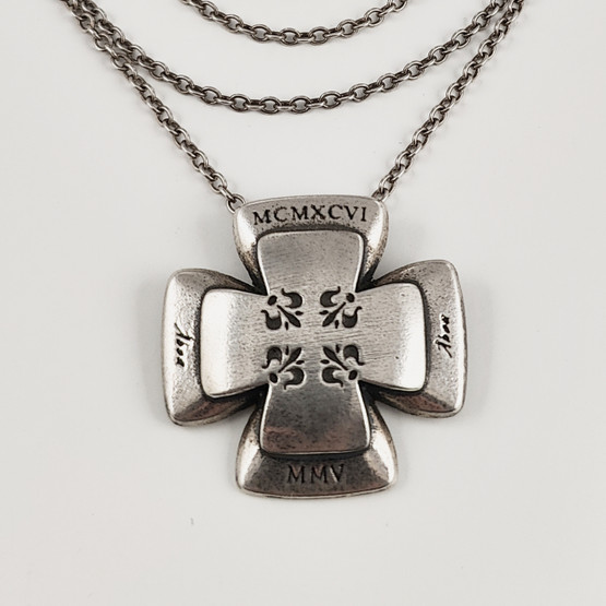 Kalevala Koru |  Turun keskiaika -Riipus | Kaulakoru | 925 Hopeaa