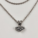 Kalevala Koru | Kaisaleena Mäkelä | Pikku KETTU riipus | Kaulakoru | Hopeaa