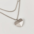 Kalevala Koru  | KOHDATAAN -Riipus | Kaulakoru | Hopeaa