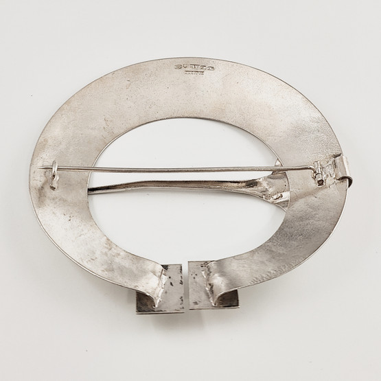 Rasi E A Kultasepänliike Ky | Muinaispuku solki | KÄSITYÖ | Rintakoru | Hopeaa -78