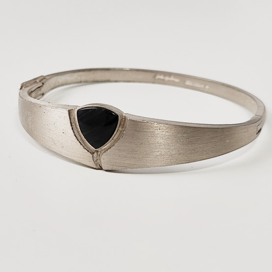 MJH | Siro koru | Matti Hyvärinen | Rannekoru | Rannerengas | Hopeaa 