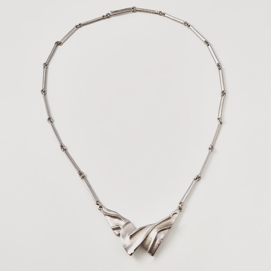 Lapponia | Zoltan Popovits | Kääty | MINTHE Kaulakoru | Hopeaa -05