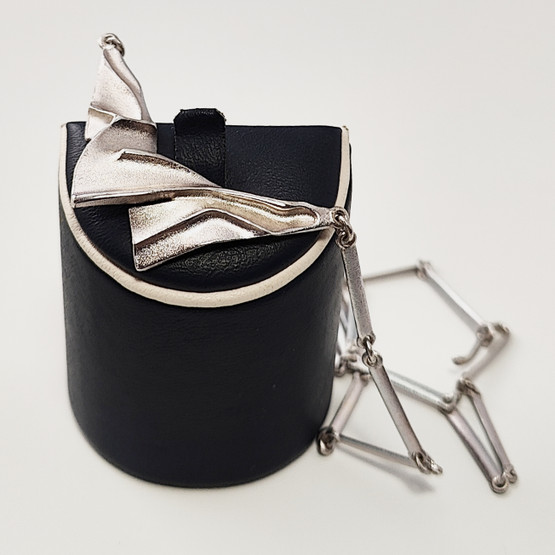 Lapponia | Zoltan Popovits | Kääty | MINTHE Kaulakoru | Hopeaa -05