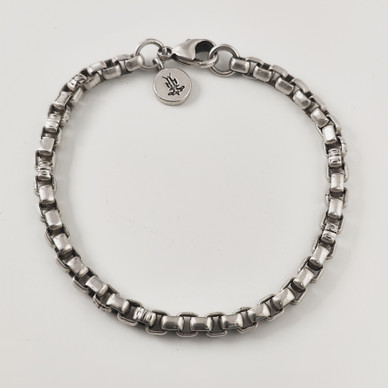 Kalevala koru | VÄINÖ Rannekoru | Hopeaa