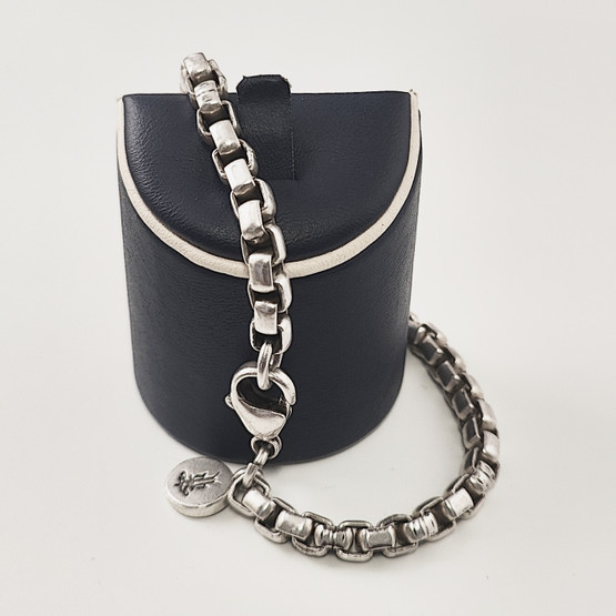 Kalevala koru | VÄINÖ Rannekoru | Hopeaa