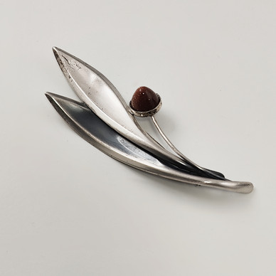 Kupittaa jewelry |  Elis Kauppi | Brooch | Silver -59