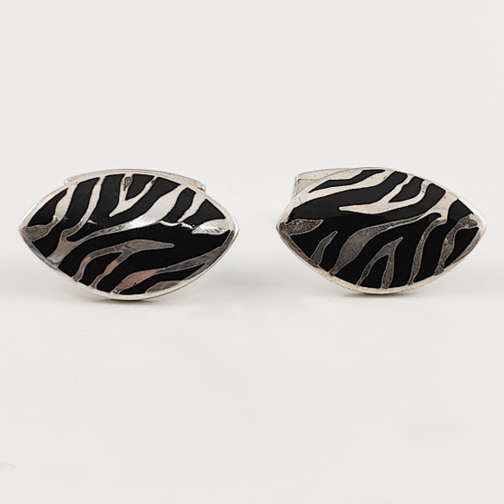 PO | Platinoro oy FINLAND | Pekka Piekäinen |  ZAFARI cufflinks | Sterling 