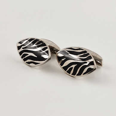PO | Platinoro oy FINLAND | Pekka Piekäinen |  ZAFARI cufflinks | Sterling 