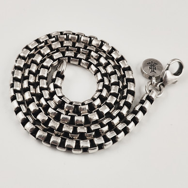 Kalevala koru | Tony Granholm | Väinö Kaulakoru | 5/460mm | Kaulaketju 925 Hopeaa 