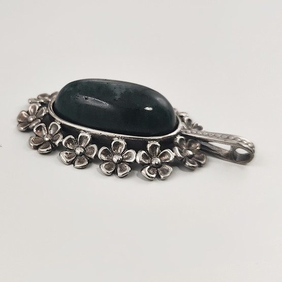 Turun hopea oy | Jorma Laine | (iso)  Lemmikki riipus | Sammalakaatti | Hopeaa -76