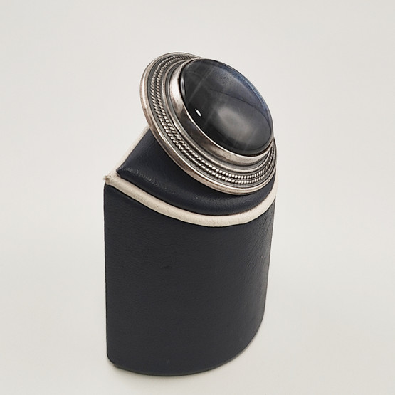 Kalevala Koru | SOLKI -1643 | Rintakoru |  Spektroliitti  | Hopeaa