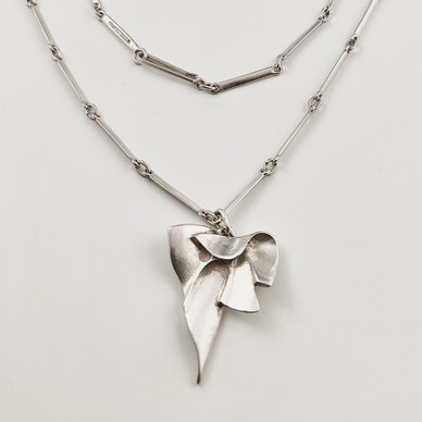 Lapponia koru | Zoltan Popovits | SCYLLA kaulakoru | Hopeaa 