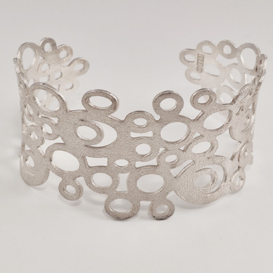 Kalevala koru | Design Jorma Koski | Metropoli rannekoru |  19cm | Hopeaa