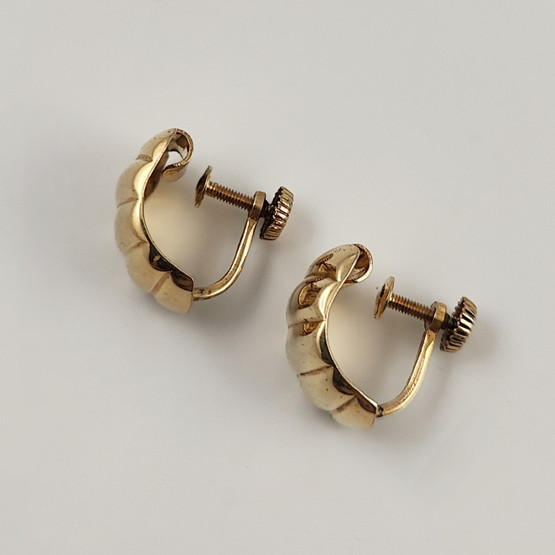 Kupittaan Kulta |  Elis Kauppi |  FLOWER Earrings | Screw locks | Gold-plated Sterling