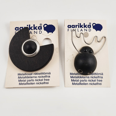 AARIKKA vintage jewelry | Brooch & Pin | wood / metal