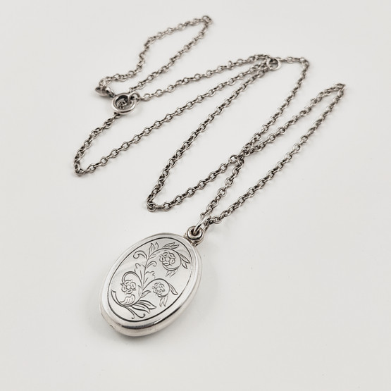 Kalevala Koru | Lapin Medaljonki | Kaulakoru |  Hopeaa