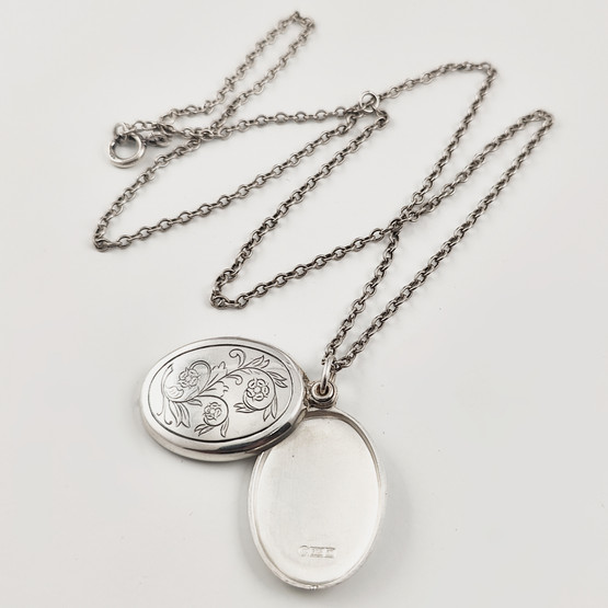Kalevala Koru | Lapin Medaljonki | Kaulakoru |  Hopeaa