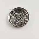 Kalevala Koru | Hannunvaakuna Solki | Rintakoru | Hopeaa -88