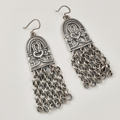 Kalevala Jewelry | (big) 'Hämäläinen juhlakääty' earrings | Silver 
