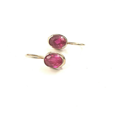 K-e | Korutuote oy , Finland | Red stones | Vintage earrings | 585 Gold 