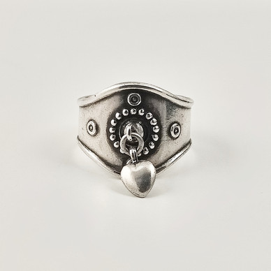 HGL | Kalevala koru |  Sydän -Sormus | heiluvalla sydämellä | 18mm | Hopeaa  -45