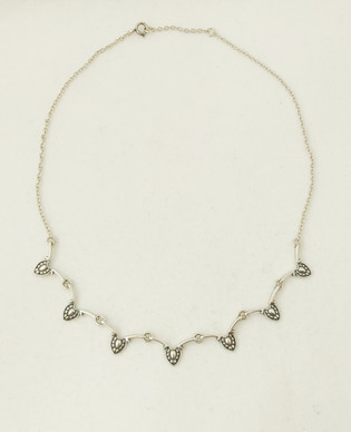 Kalevala Koru, Helinä -kääty ,Hopeaa