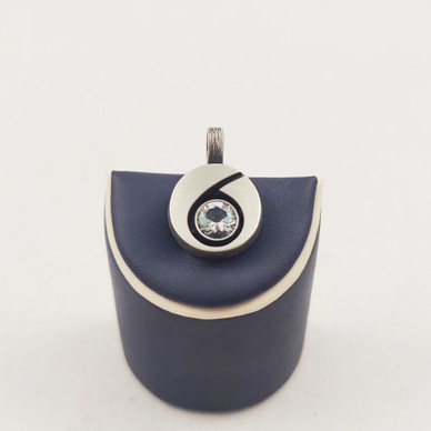 Ninex korut oy, riipus Hopeaa