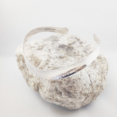 Saara Hopea, kaulakoru / taottu panta , Hopeaa -70