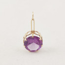 AKT, kultariipus 14k, Liilalla kivellä