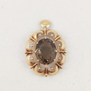 Helge Narsakka, Riipus / Solki savukvartsilla, 14k kultaa -62