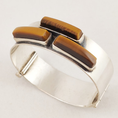 Reijo Sirkeoja, Upea käsityönä tehty rannekoru, Hopeaa -62