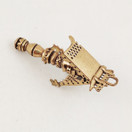 Kalevala Koru, Luvajärvi - Riipus , Pronssia