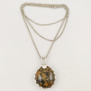 Buchert Georg Oy, (iso) Kiviriipus + ketju, Hopeaa -70