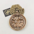 Kalevala Koru, (iso) Räisälän Riipus kiinteällä ketjulla, Pronssia