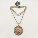 Kalevala Koru, (iso) Räisälän Riipus kiinteällä ketjulla, Pronssia