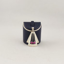 Hakala Urpo Tmi, Kaarina. Riipus pinkeillä kivillä, Hopeaa