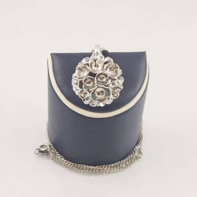 Liisa Vitali , Kevät -riipus + ketju , Hopeaa