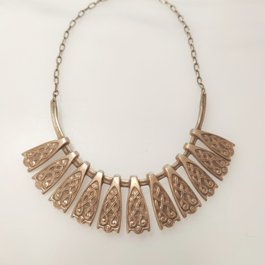 Kalevala Koru | Kääty-61 | Kaulakoru | Kaukolan Kekomäestä | Pronssia 