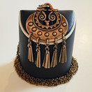 Kalevala Koru, (keskikoko) Kuutar -Riipus, Kaulakoru , Pronssia