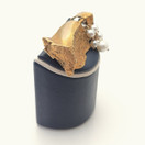 Lapponia,Björn Weckström,  Valkea Terttu -Solki, Rintakoru Helmillä , 14k Kultaa -65