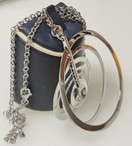 Kultakeskus oy, Tapio Wirkkala, (iso) Hopeakuu Riipus, Kaulakoru , Hopeaa