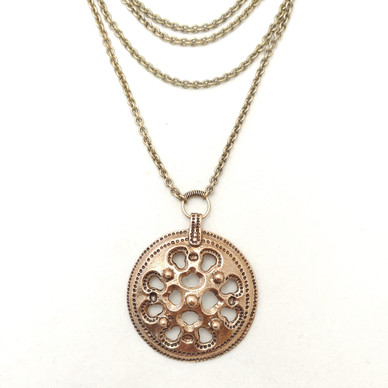 Kalevala koru, Pielisjärven riipus , Kaulakoru , Pronssia