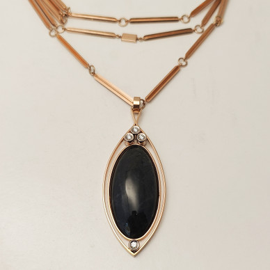 Elis Kauppi, Huikea Spektroliitti/ Timantti -Riipus , Kaulakoru,  Kultaa 