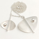 Kultasepät Salovaara, Kaarina. Design Pia Kauppi, Korusetti, Hopeaa