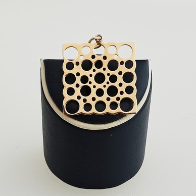 N.Westerback / Liisa Vitali , Pitsi -Riipus, 14k kultaa -70