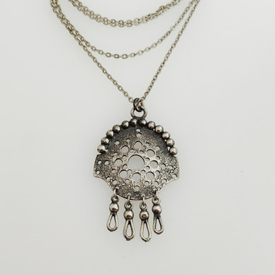 Juhani Vuorisalmi, iso Riipus, Kaulakoru korumetallia , 70-lukua