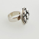 OH, Ossian Hopea, Porvoo,Käsityö , Saara Hopea , Sormus , hopeaa-74 