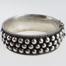 Kellomiehet oy, Helsinki. Näyttävä 