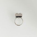 Kupittaan kulta oy, Elis Kauppi, Sormus kirkkaalla kivellä, Hopeaa-72