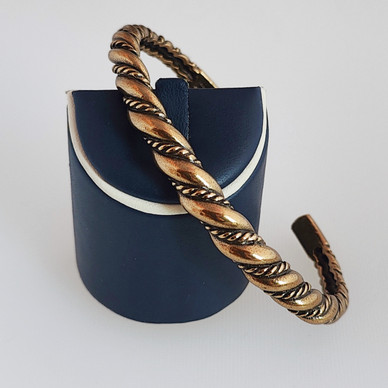 KK / Kalevala Koru, Halikon Lampolan kierrekoru, Rannekoru, Pronssia